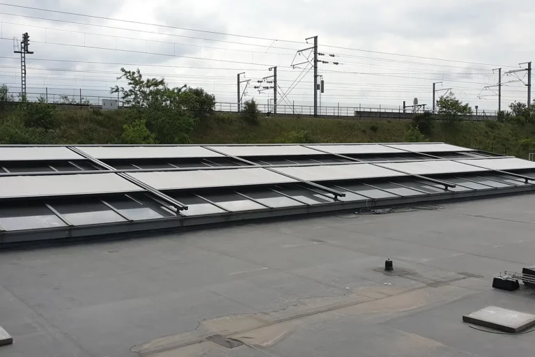 protection-solaire-exterieure-pour-veranda-helioscreen-motorisation-somfy-001