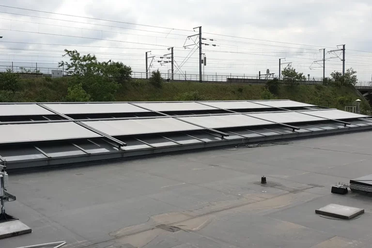 protection-solaire-exterieure-pour-veranda-helioscreen-motorisation-somfy-002